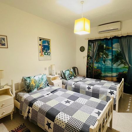 Taniandres Apartments พาราลิมนี ภายนอก รูปภาพ