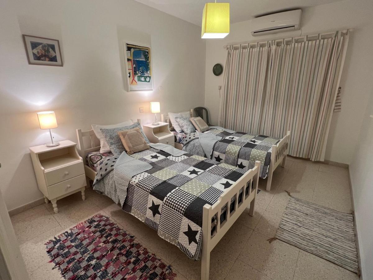 Taniandres Apartments พาราลิมนี ภายนอก รูปภาพ