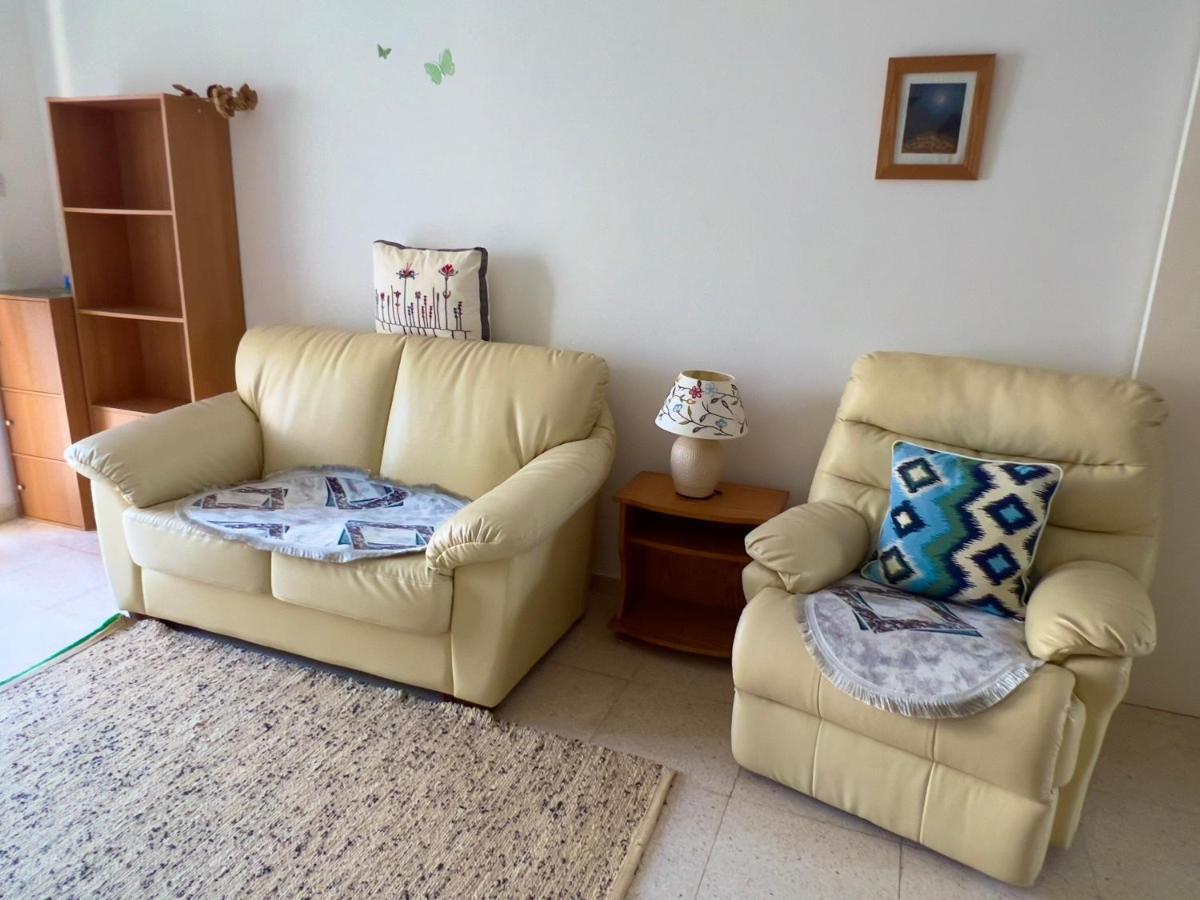 Taniandres Apartments พาราลิมนี ภายนอก รูปภาพ