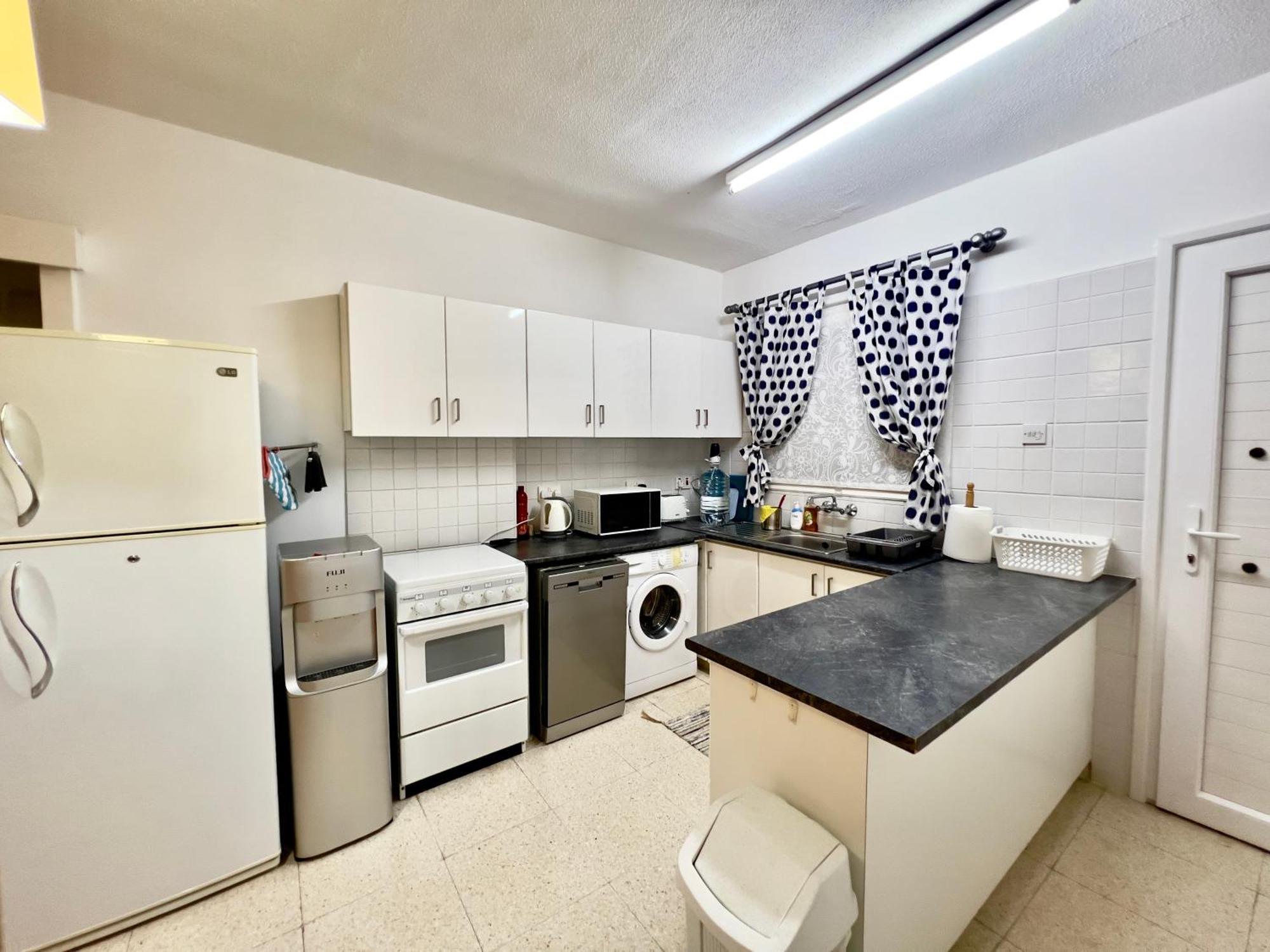 Taniandres Apartments พาราลิมนี ภายนอก รูปภาพ
